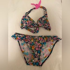 Cute floral swimsuit set